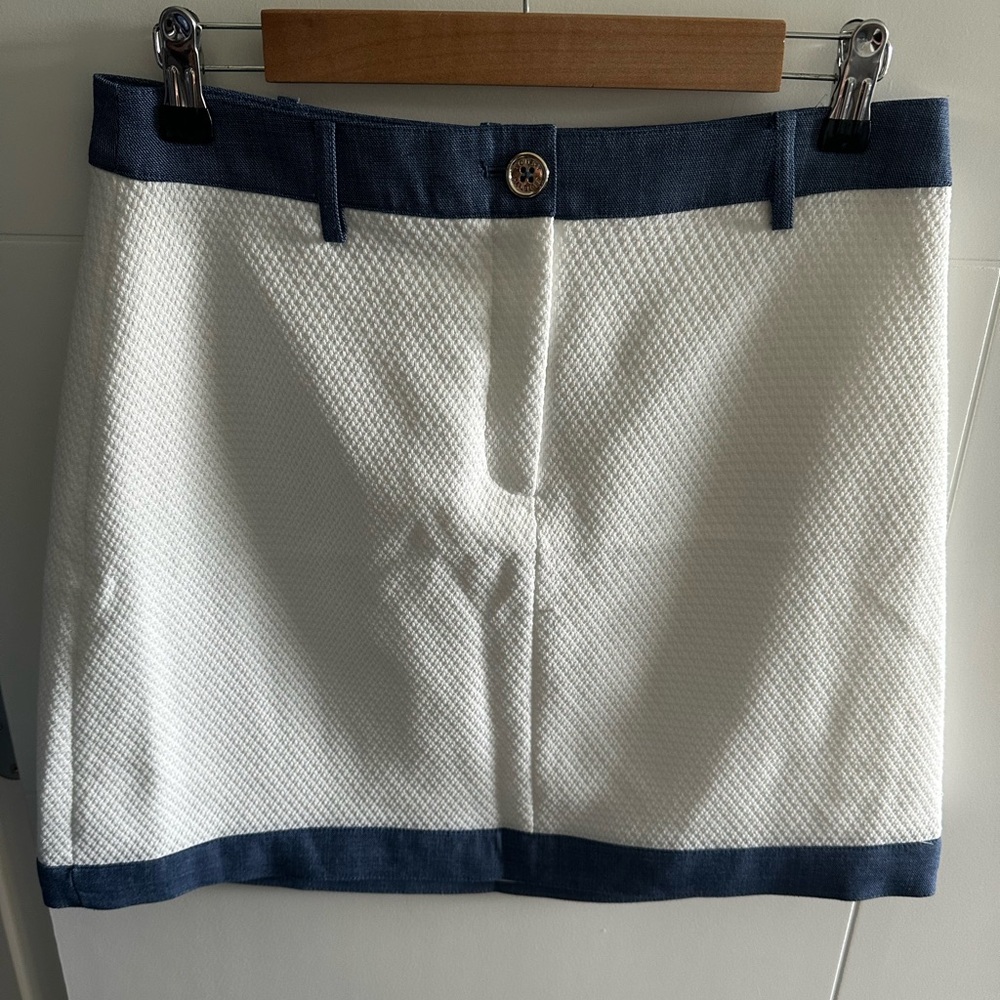 Tommy Hilfiger mini skirt